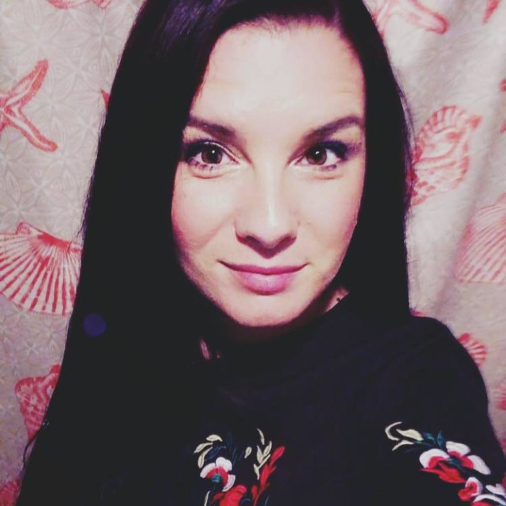 Meet your Posher, Christina